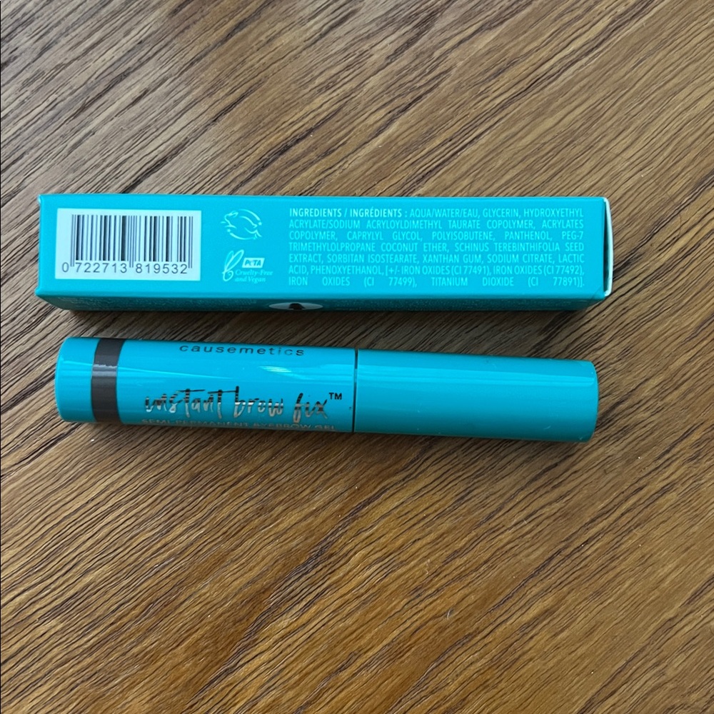 Thrive Causemetics Instant Brow Fix Semi-Permanent Eyebrow Gel in Cool Brown - Picture 3 of 5